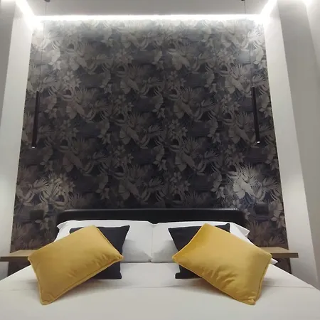 Апартаменты Agatha Modern Elegant Сант'Агата-ди-Милите