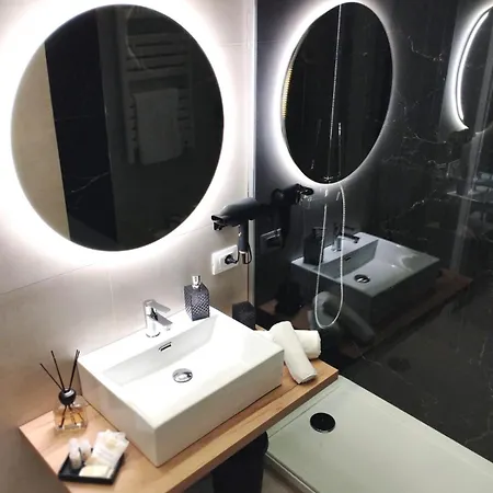 Apartment Agatha Modern Elegant *