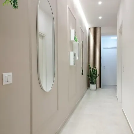 Agatha Modern Elegant