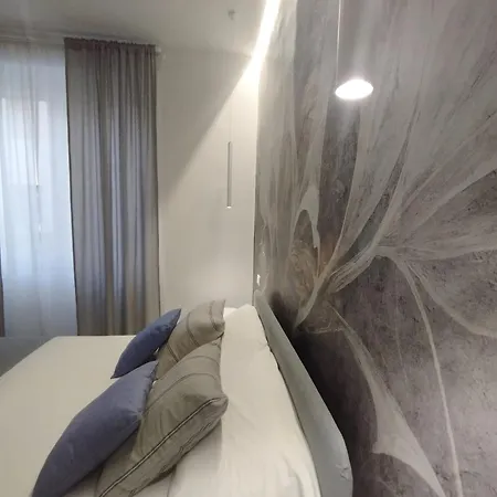Apartment Agatha Modern Elegant Sant'Agata di Militello