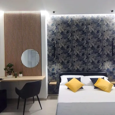 Apartment Agatha Modern Elegant