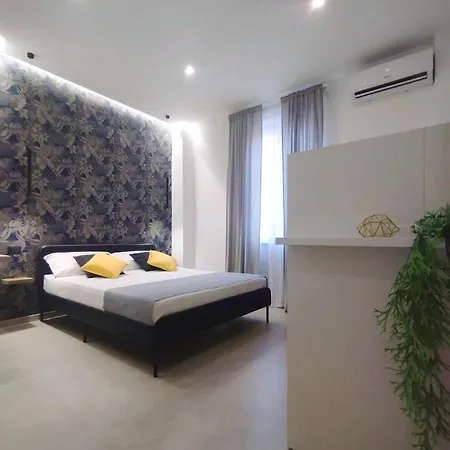 Agatha Modern Elegant